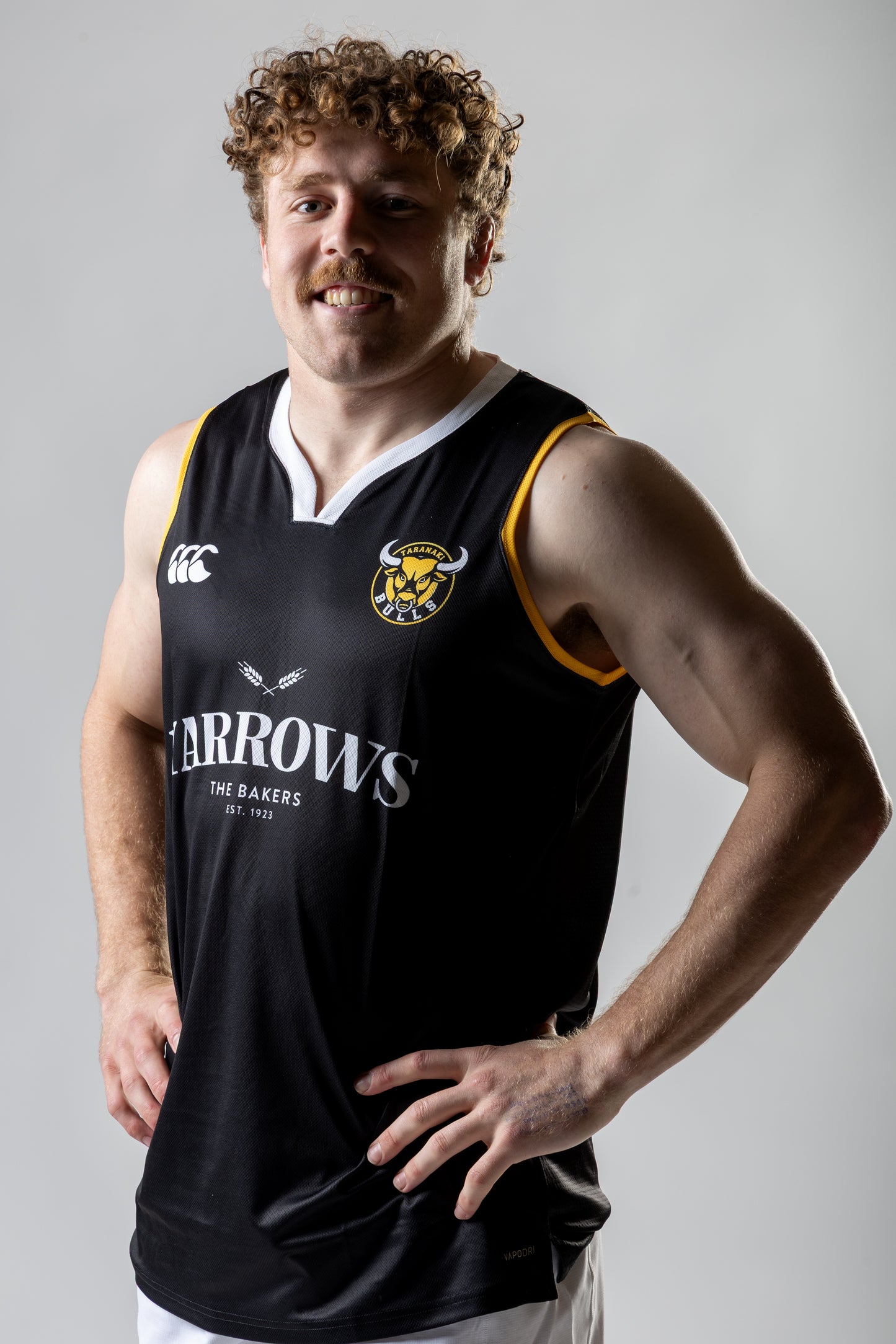 2025 Yarrows Taranaki Bulls Training Singlet